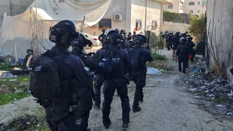 The arrest operation