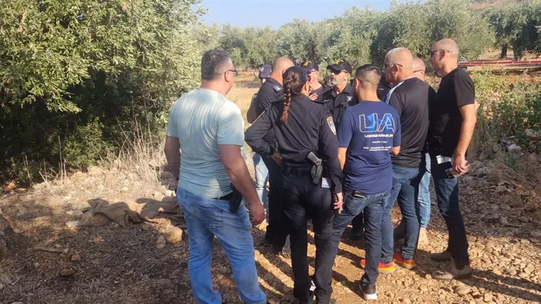 Полиция на месте двойного убийства