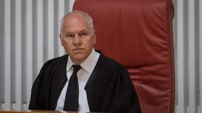 מעכב. השופט עוזי פוגלמן