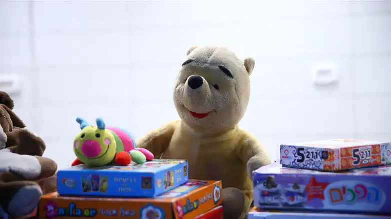 מבצע איסוף המשחקים של בית"ר ירושלים ועמותת ה.מ.ה