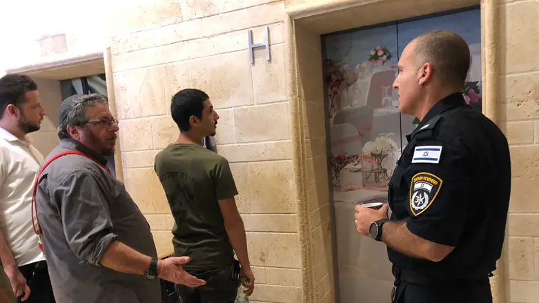 הנעדר אותר במעלית