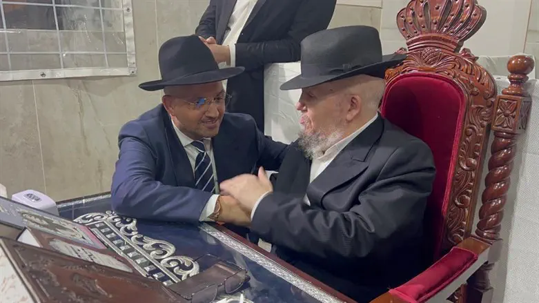 מתברך אצל הרב מזוז