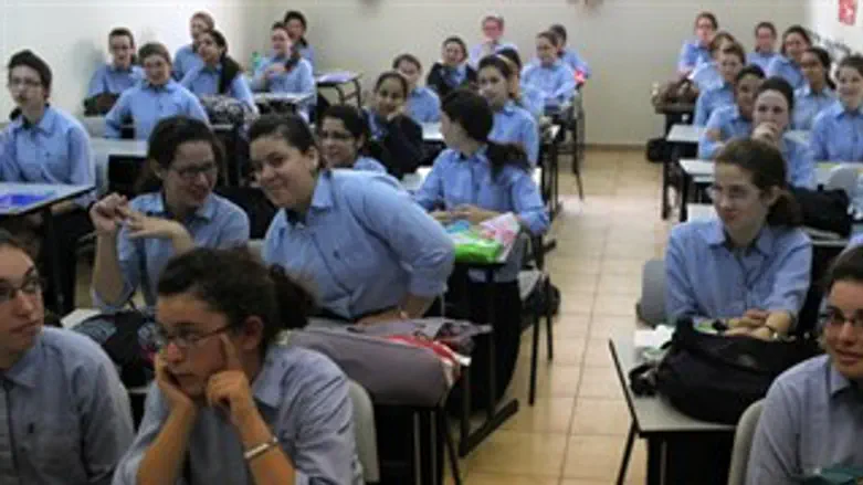 מחליפים מקומות...