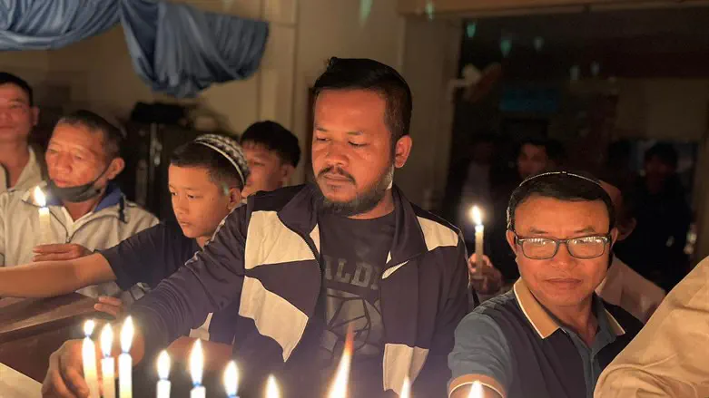 Bnei Menashe communities in northeastern India, holding prayers.