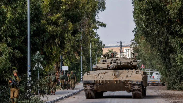 חיילים בשטחי הכינוס בדרום