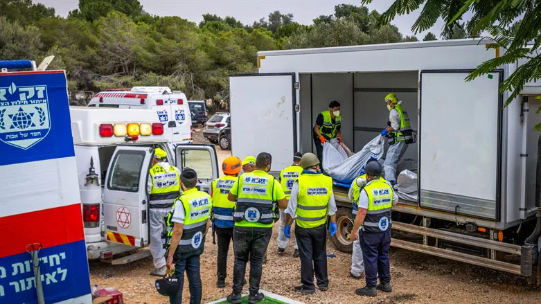 מתנדבי זק"א בפעולה, אילוסטרציה