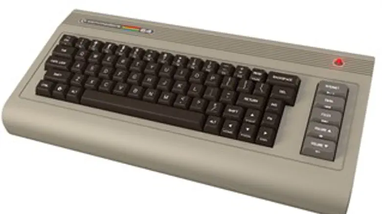 קומודור 64. מראה נוסטלגי, תוך מודרני