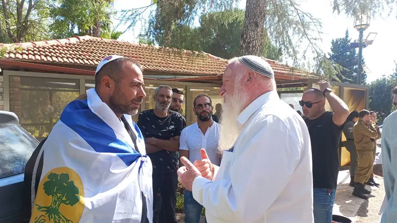 הרב וייצן בהר הרצל