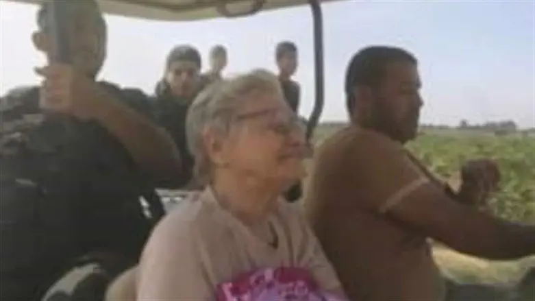 יפה אדר במהלך חטיפתה