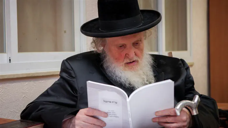 Eida Haharedit leader Rabbi Moshe Sternbuch 2015
