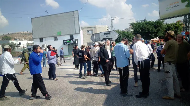 ההפגנה בסמוך לשכם