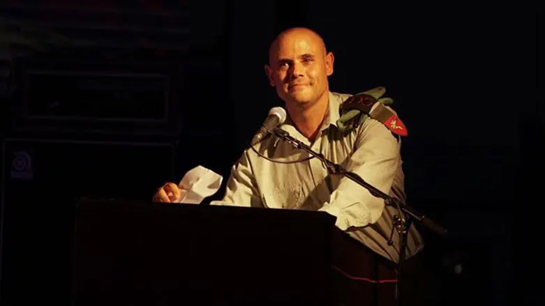 אופיר ליוויוס