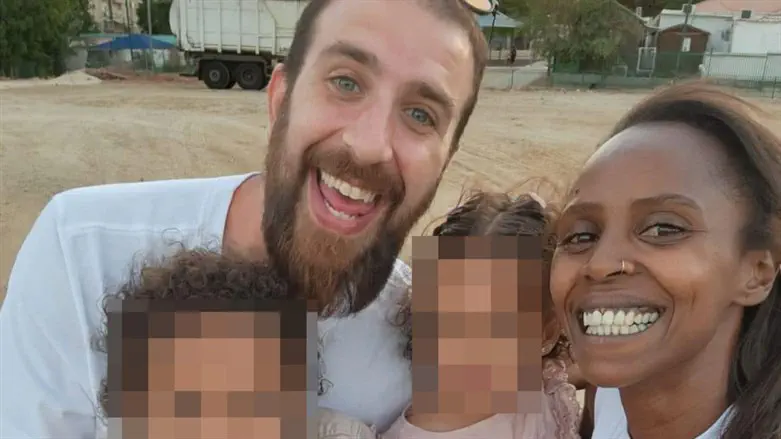 Oren Goldin and his family