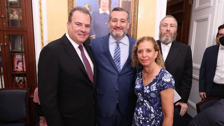 Rechnitz, Cruz and Wasserman Schultz