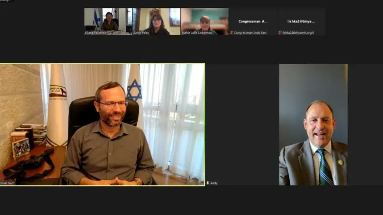 Ganz and Congressman Barr