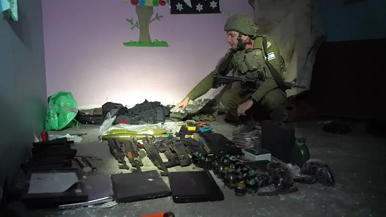 weapons found in children's hospital in Gaza