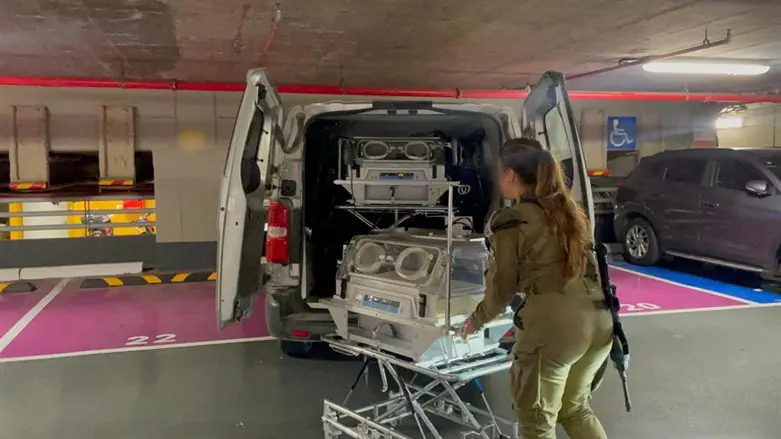 Incubators transferred to Shifa Hospital in Gaza
