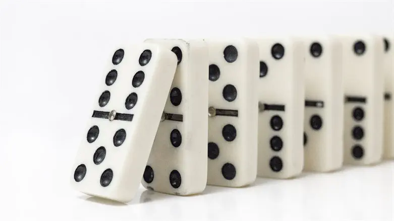 Domino Effect