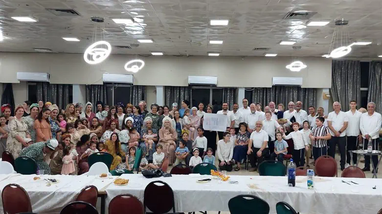 אומרים תודה