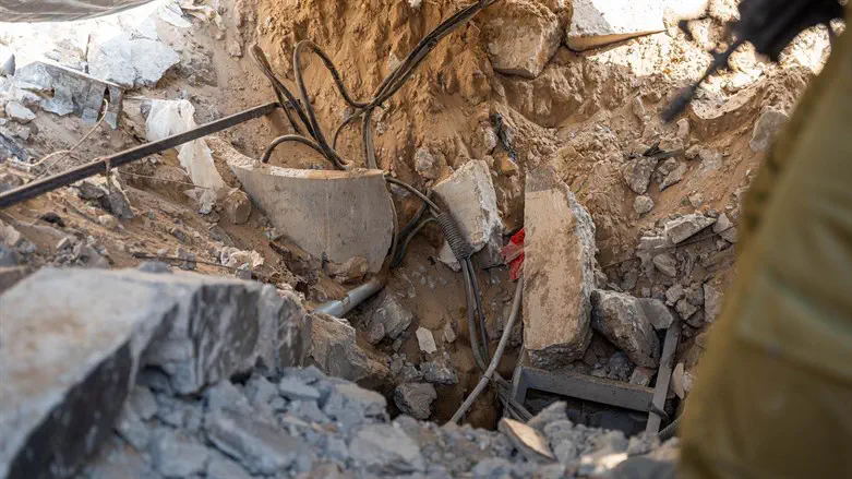 Tunnel shaft at Shifa Hospital