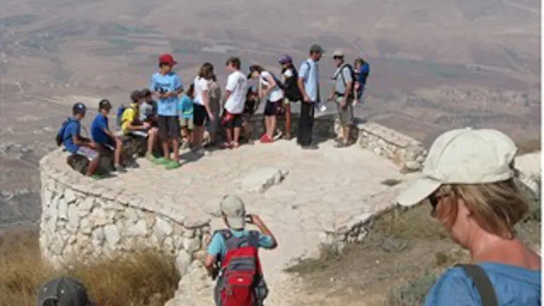 תצפית באלון מורה לעבר עמק דותן