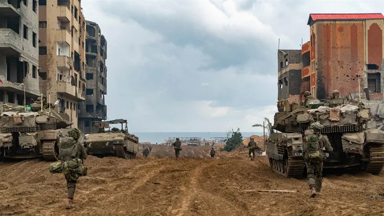 יידרשו בימים הבאים למידה רבה של איפוק, סבלנות ודריכות. כוחותינו בעזה