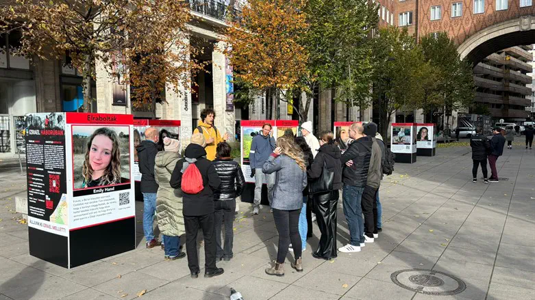 Visitors view exhibition on Israeli hostages in central Budapest