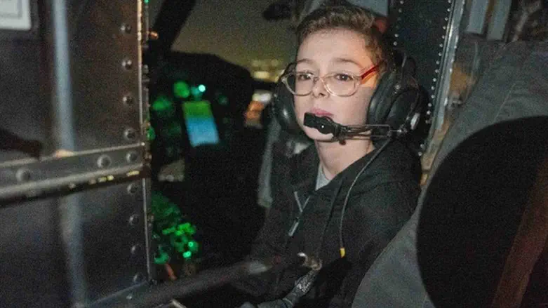 אוהד מונדר במהלך חזרתו לישראל