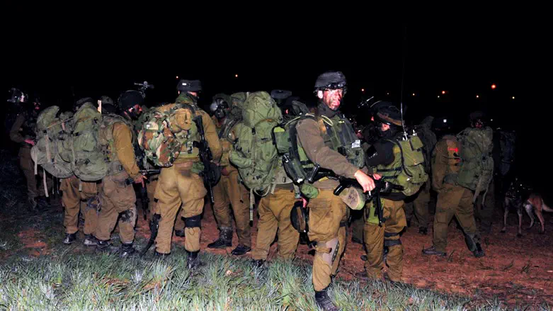 soldiers