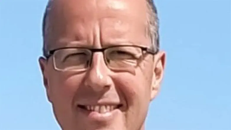 ניסן צור
