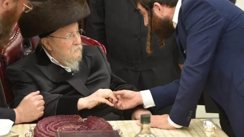 בשיחה עם זקן האדמורים