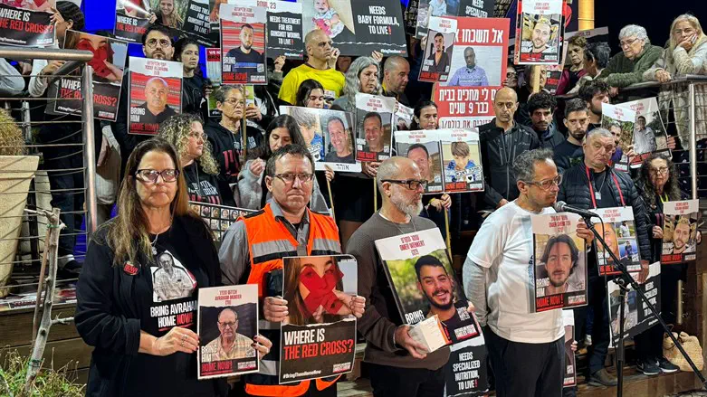 Families of hostages protest