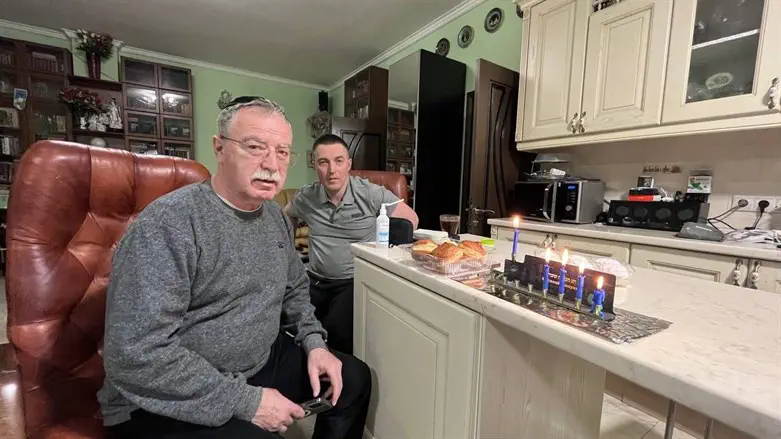 נרות לזכות האחיין החטוף