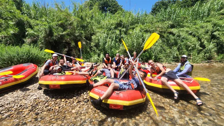 קייאקים בנחלת יוסף