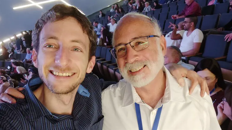 יאיר יעקבי עם אביו יוסף ז"ל