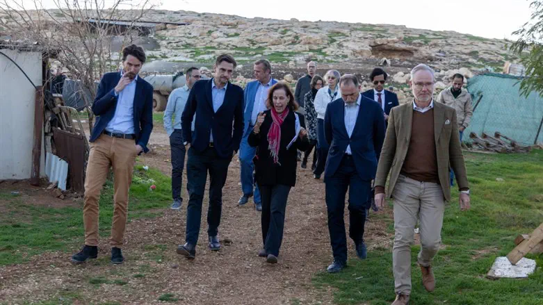 נציגי האיחוד האירופי בסיור