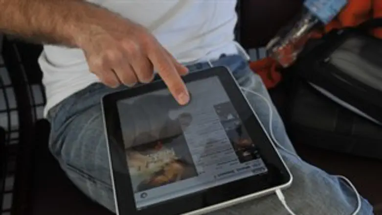 ספרי לימוד באייפד?