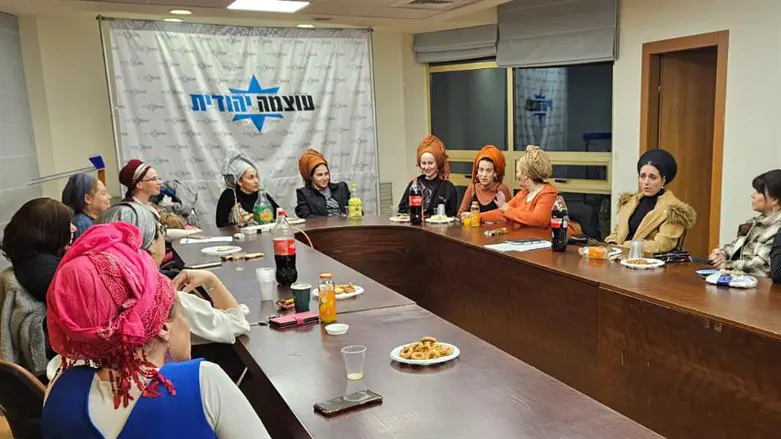 מפגש של נשות השדולה