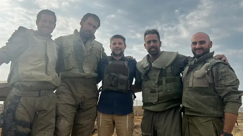 סמוטריץ' עם לוחמים