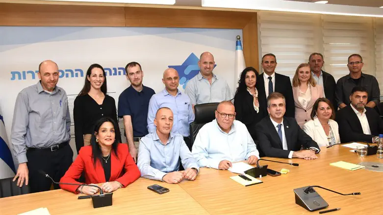 החתימה על ההסכם