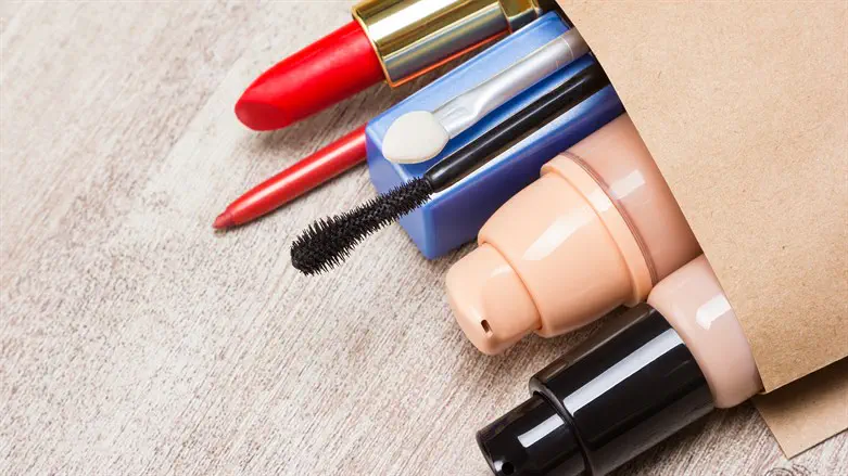 Makeup (illustrative)