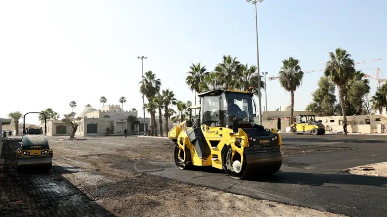 ההכנות האינטנסיביות במקום