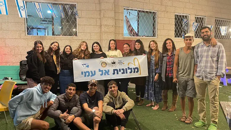 בני הנוער של אילת נרתמים למען המפונים