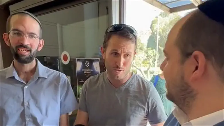 גראוכר על החברים שנפצעו