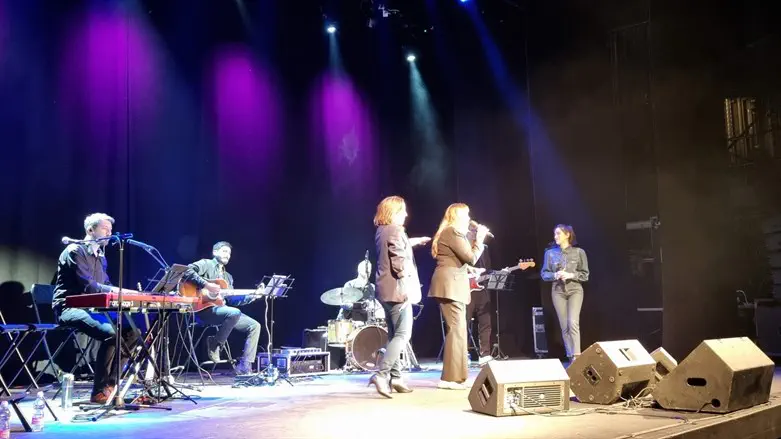 הקבינט הנשי