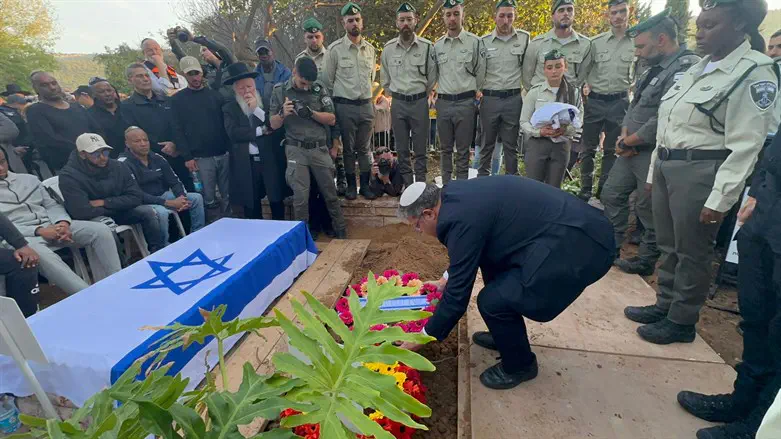 בן גביר בהלוויה