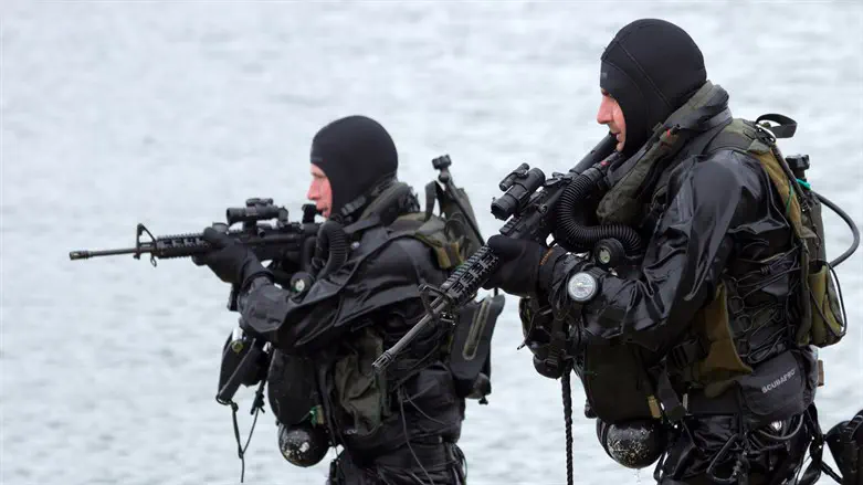 Navy Seals, Archive