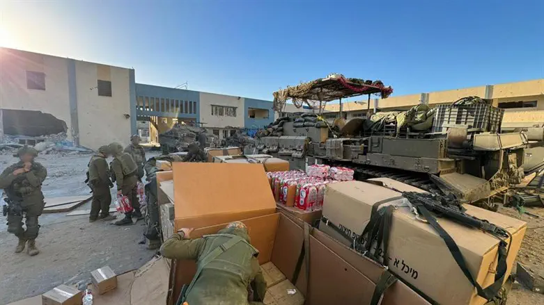 Груз для ЦАХАЛа, доставленный в Газу по воздуху