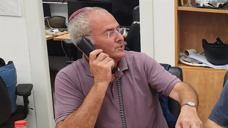 לנדאו בחמ"ל