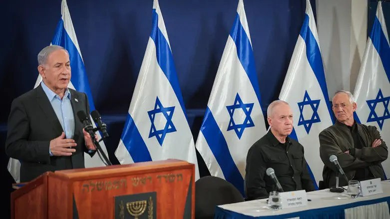 חברי קבינט המלחמה גנץ, גלנט ונתניהו